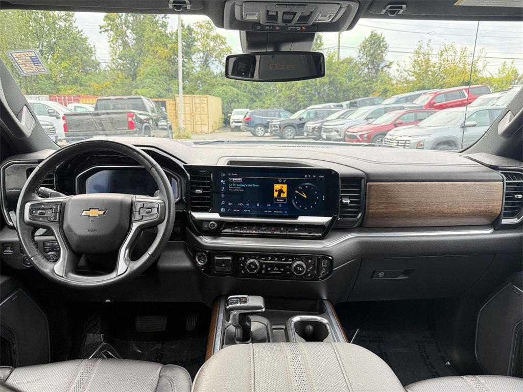 Used 2023 Chevrolet Silverado 1500 High Country w/ High Country Premium Package image 21