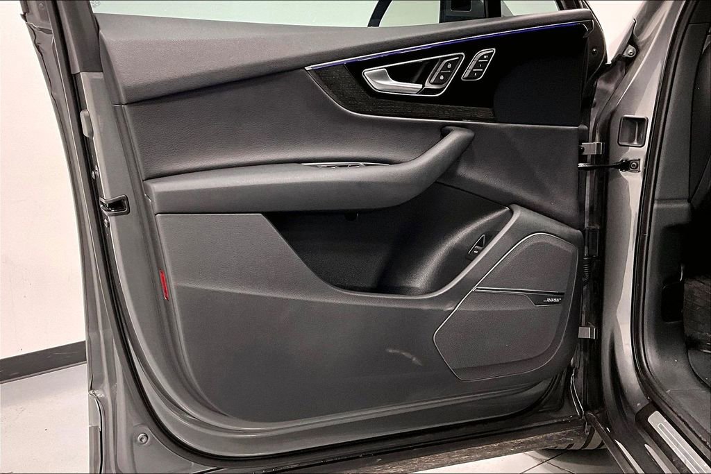 Used 2018 Audi Q7 3.0T Prestige image 20