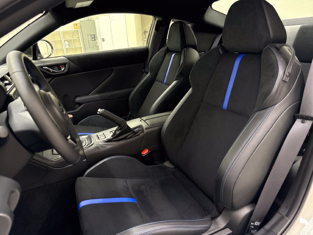 Used 2025 Subaru BRZ tS RWD image 18