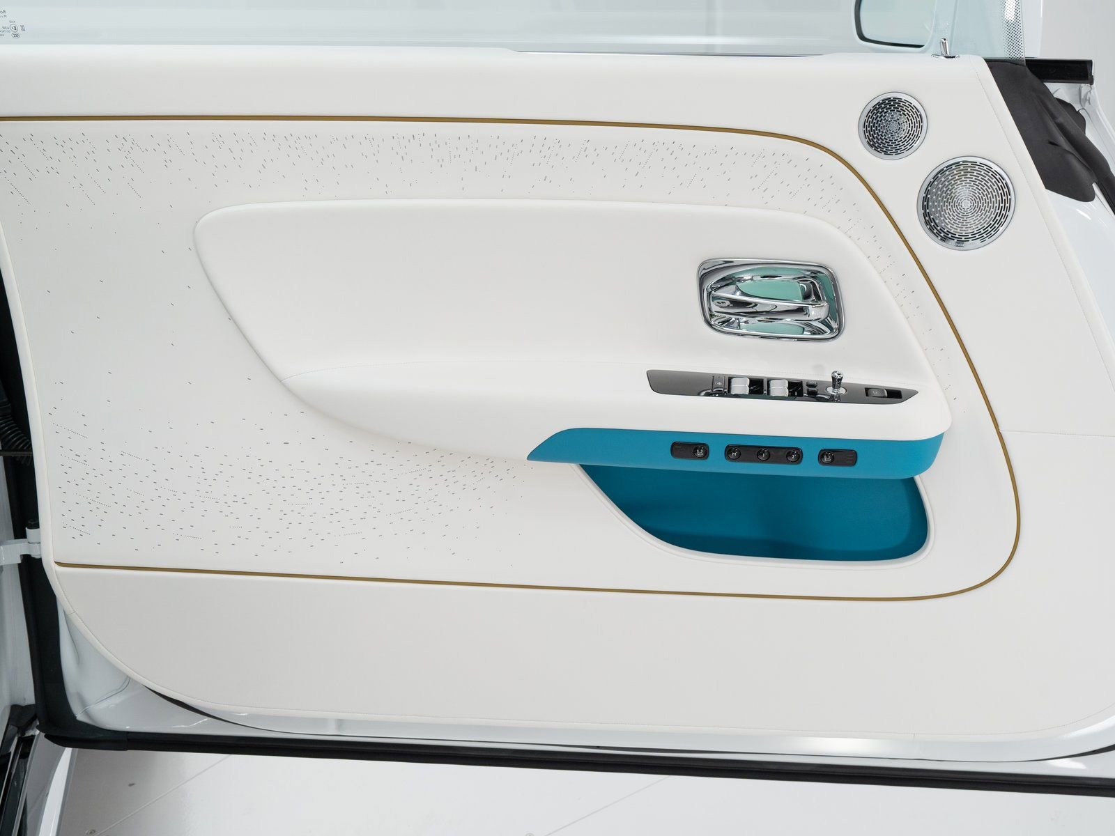 New 2026 Rolls-Royce Spectre Inspired By Primavera image 11