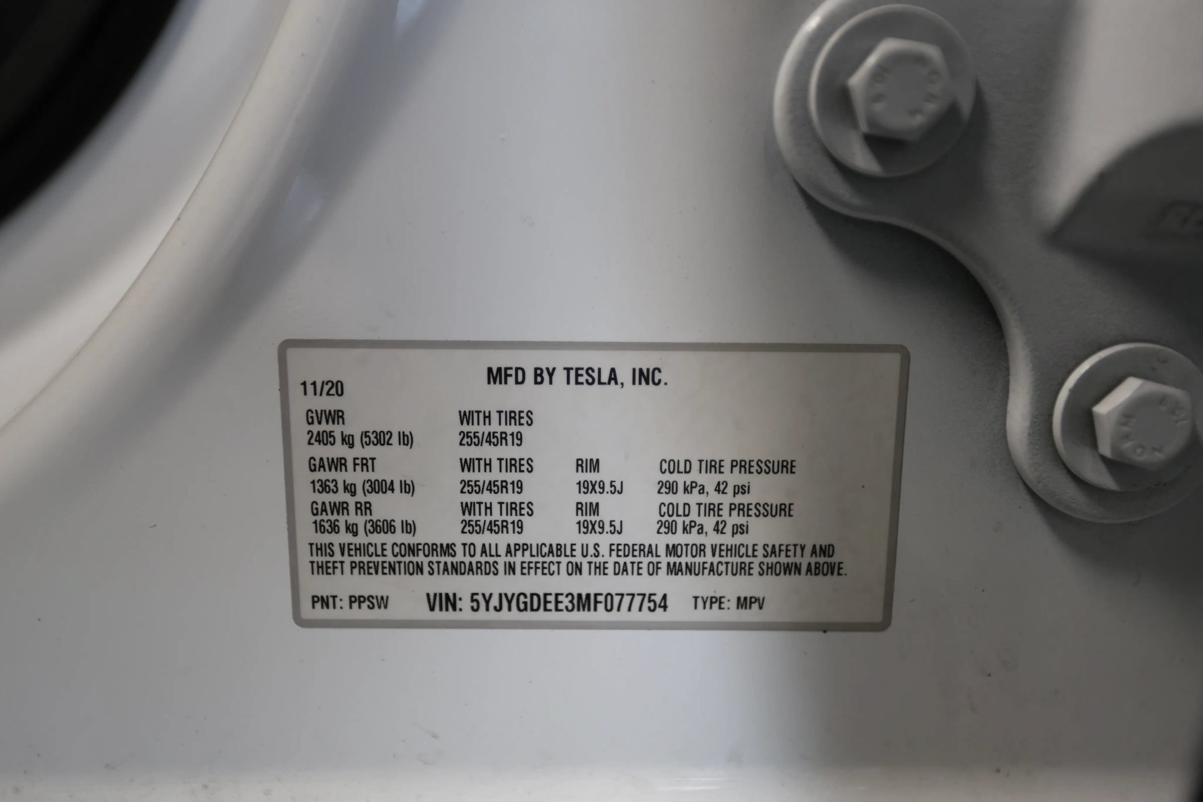Used 2021 Tesla Model Y Long Range AWD/4WD image 29