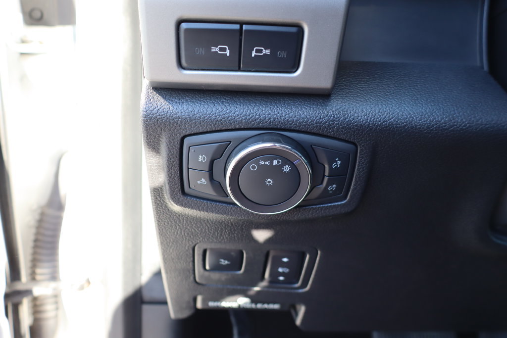 Used 2019 Ford F350 Lariat w/ Lariat Ultimate Package AWD/4WD image 36