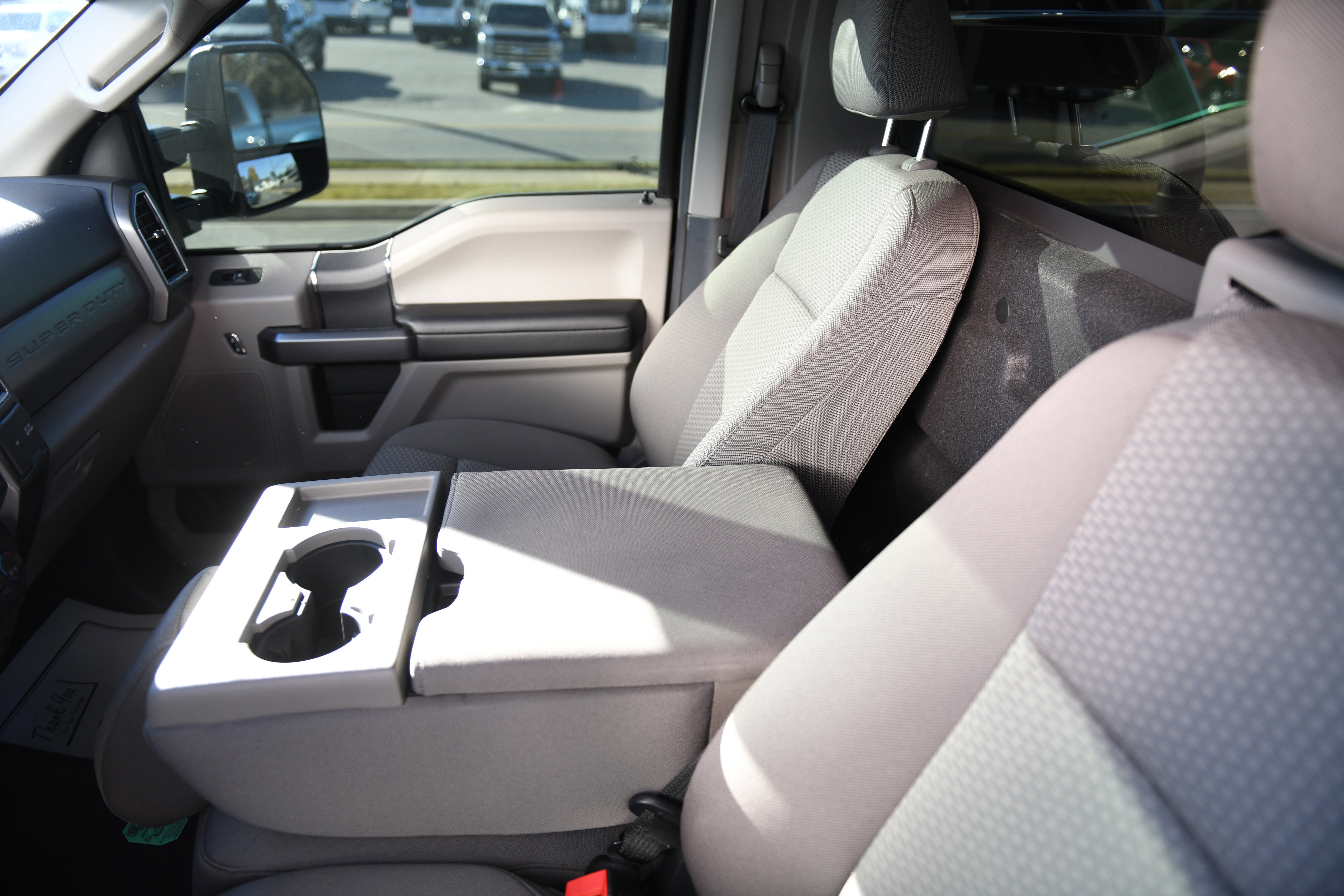 Used 2022 Ford F350 XLT w/ XLT Value Package image 25