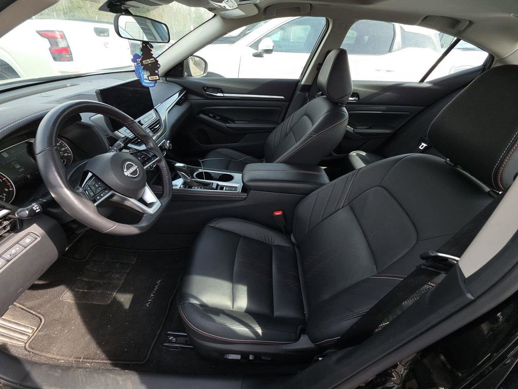 Used 2024 Nissan Altima 2.0 SR image 38