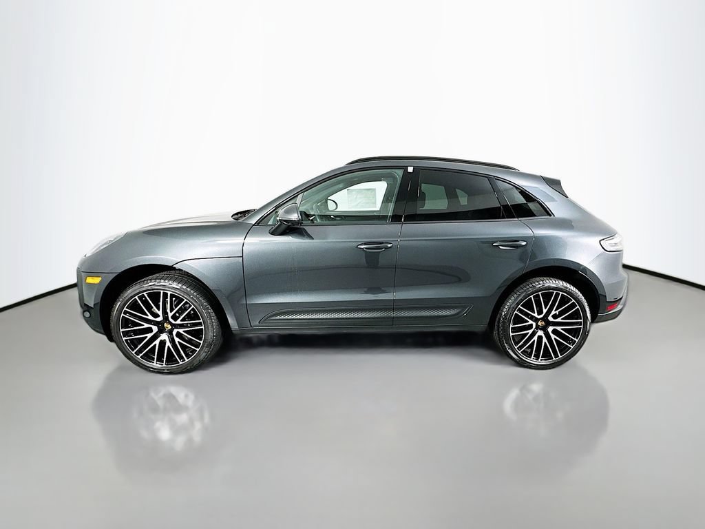 Certified 2026 Porsche Macan AWD/4WD image 2