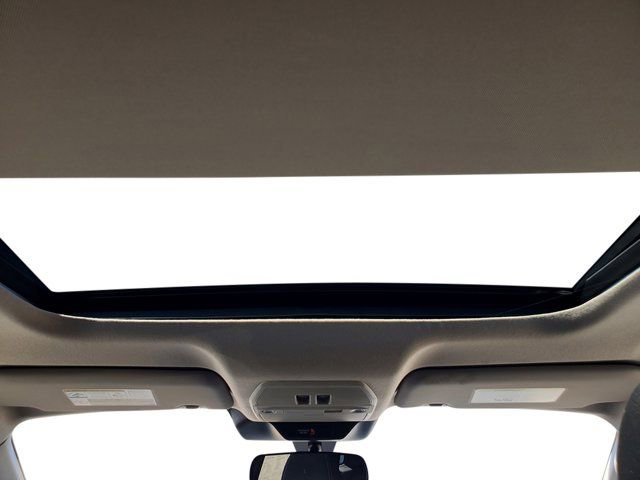 New 2025 Nissan Kicks SV w/ SV Premium Package image 23