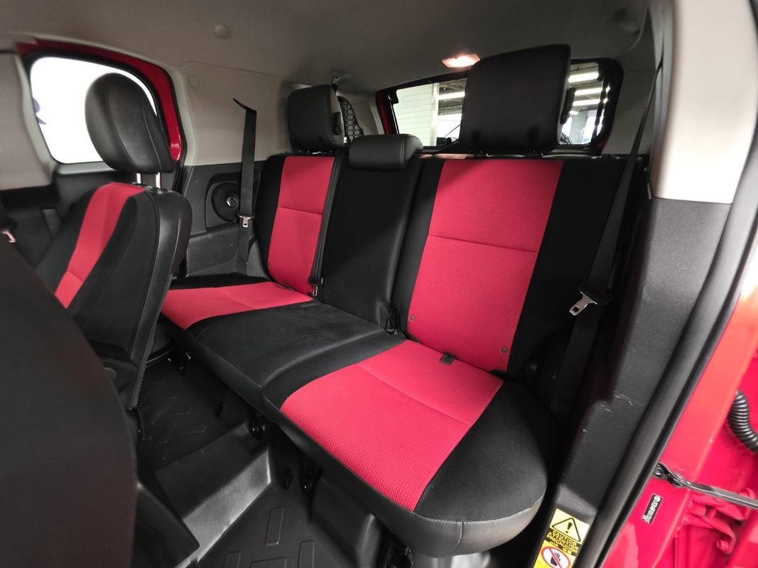 Used 2012 Toyota FJ Cruiser 4WD w/ Trail Teams Special Edition image 20
