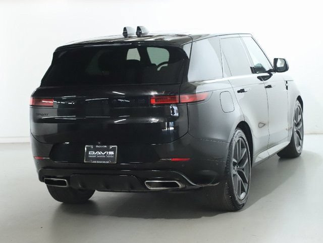 Used 2024 Land Rover Range Rover Sport Dynamic SE AWD/4WD image 9
