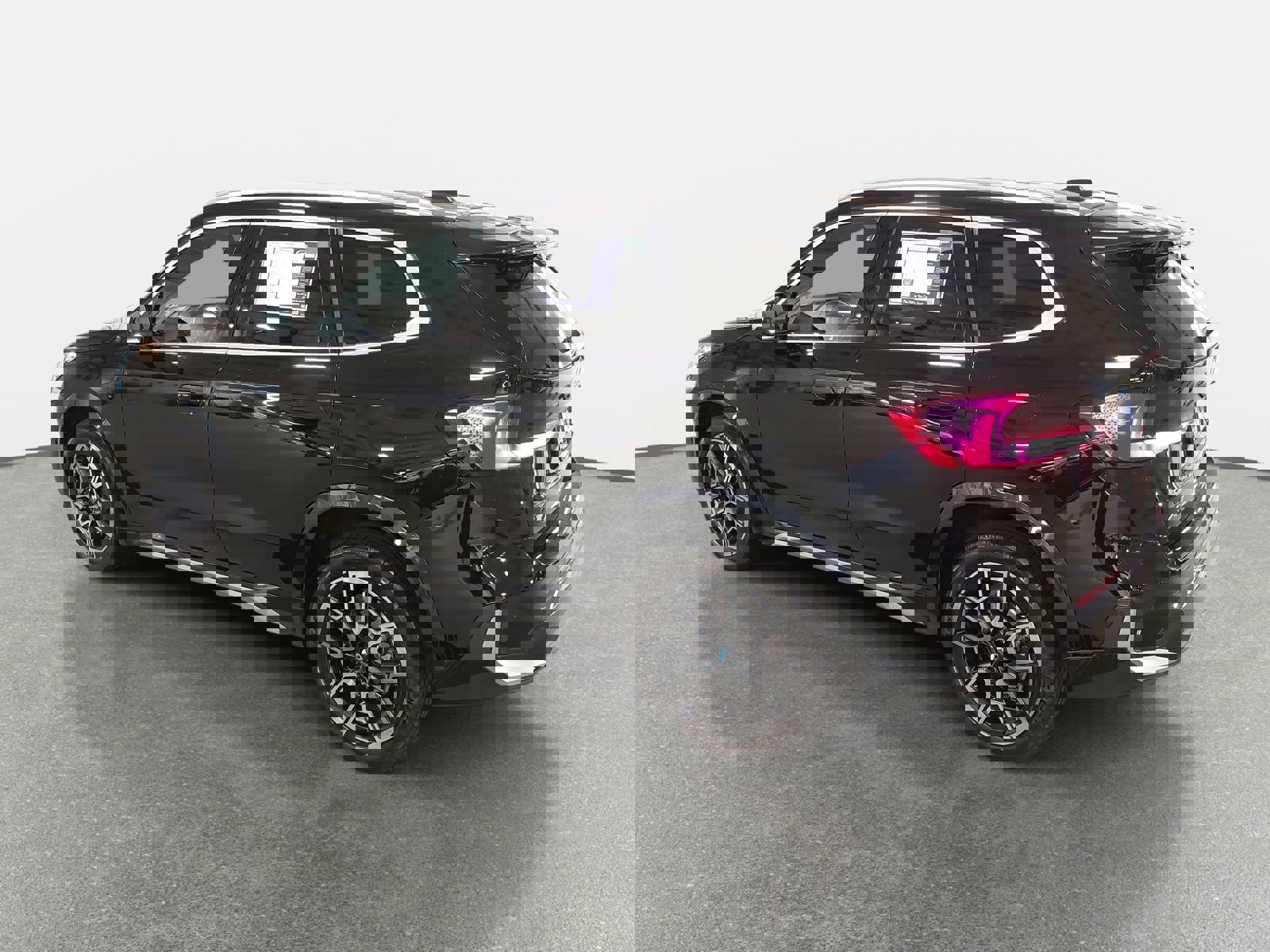 Used 2023 BMW X1 xDrive28i w/ Premium Package image 7