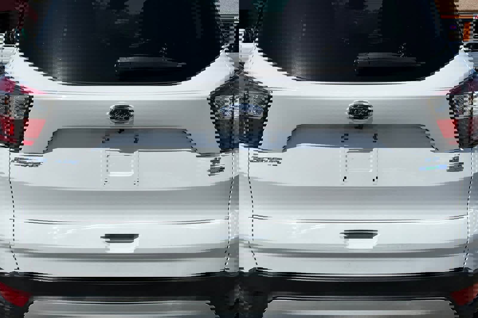 Used 2017 Ford Escape SE image 19