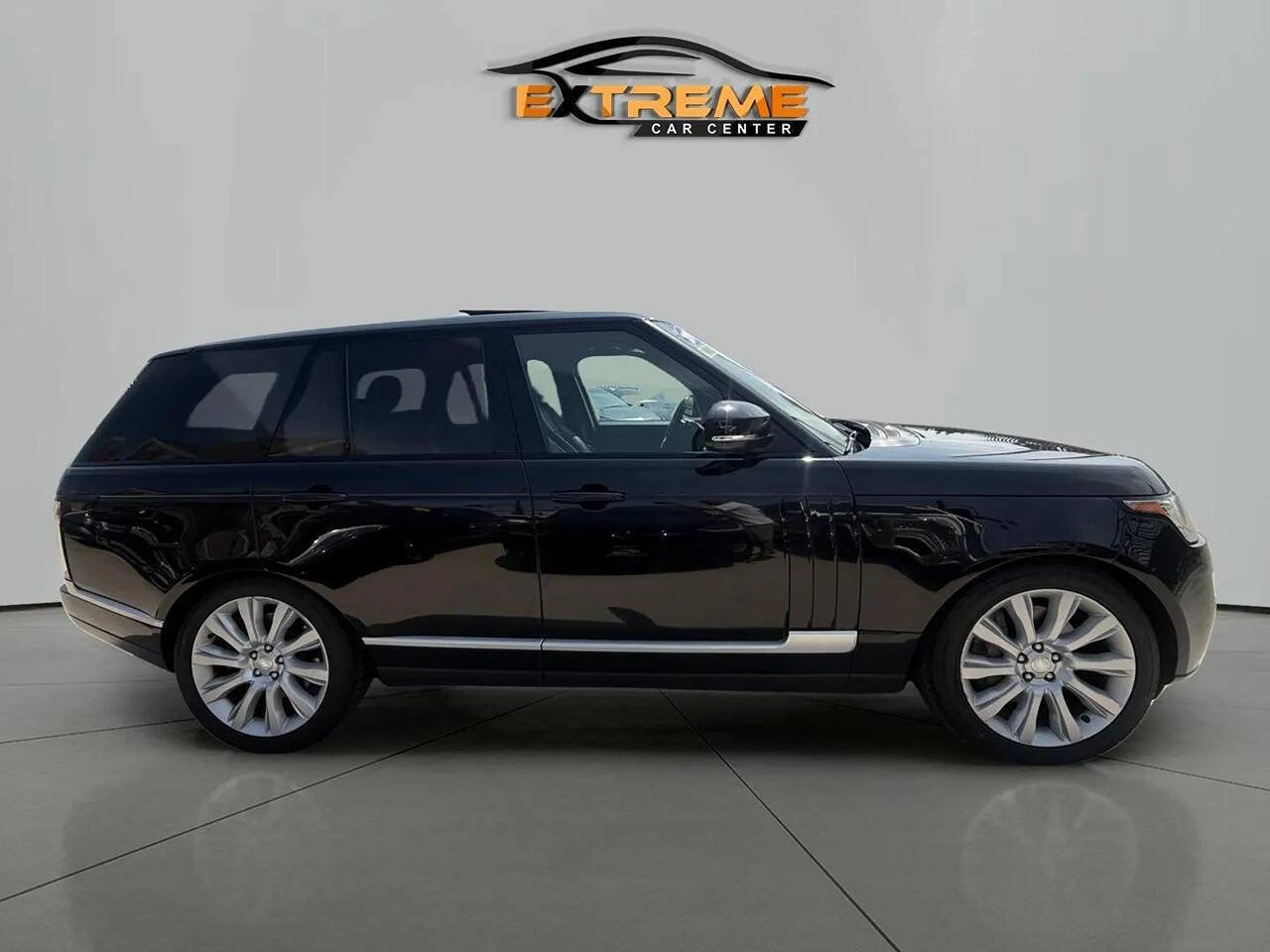 Used 2016 Land Rover Range Rover Supercharged AWD/4WD image 7