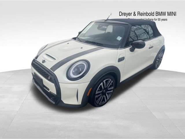 Used 2023 MINI Cooper S image 3