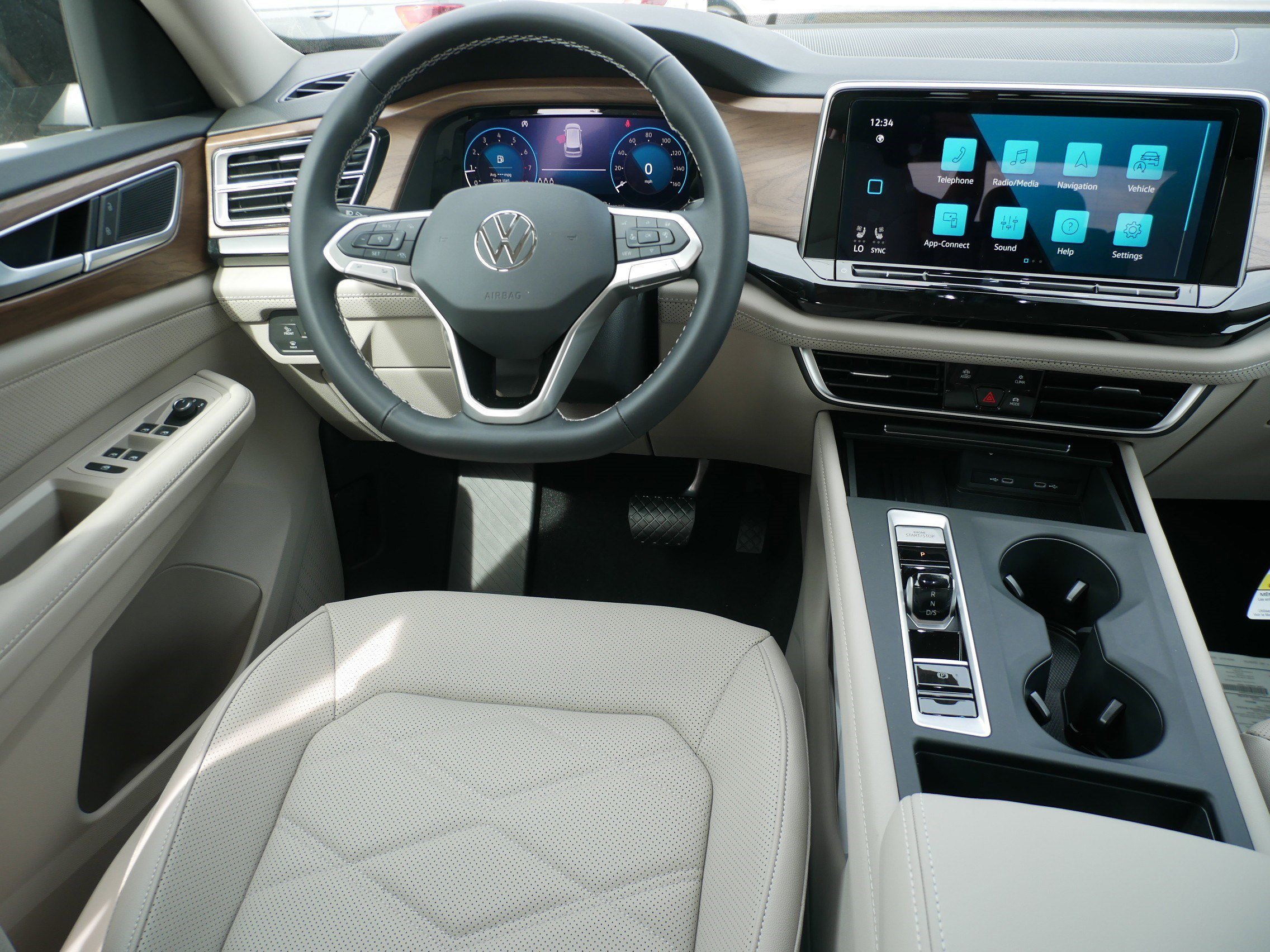 New 2026 Volkswagen Atlas SE AWD/4WD image 9