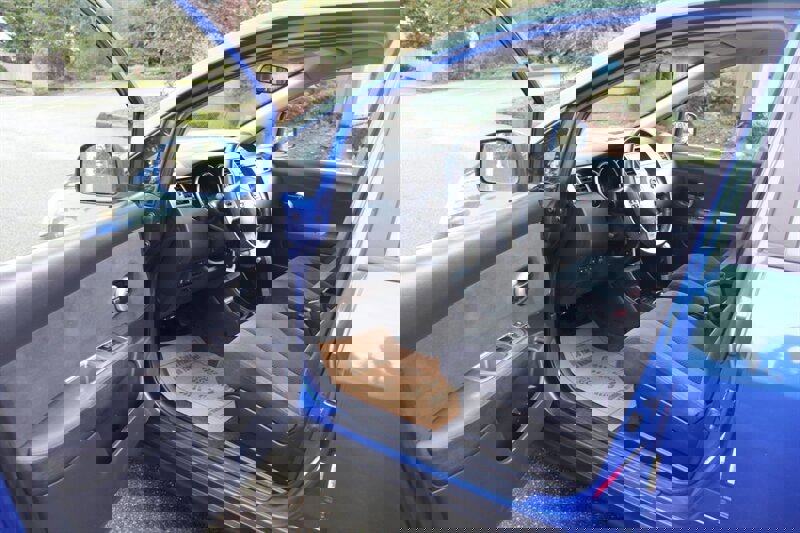 Used 2012 Nissan Versa 1.8 S w/ Special Edition Pkg image 5