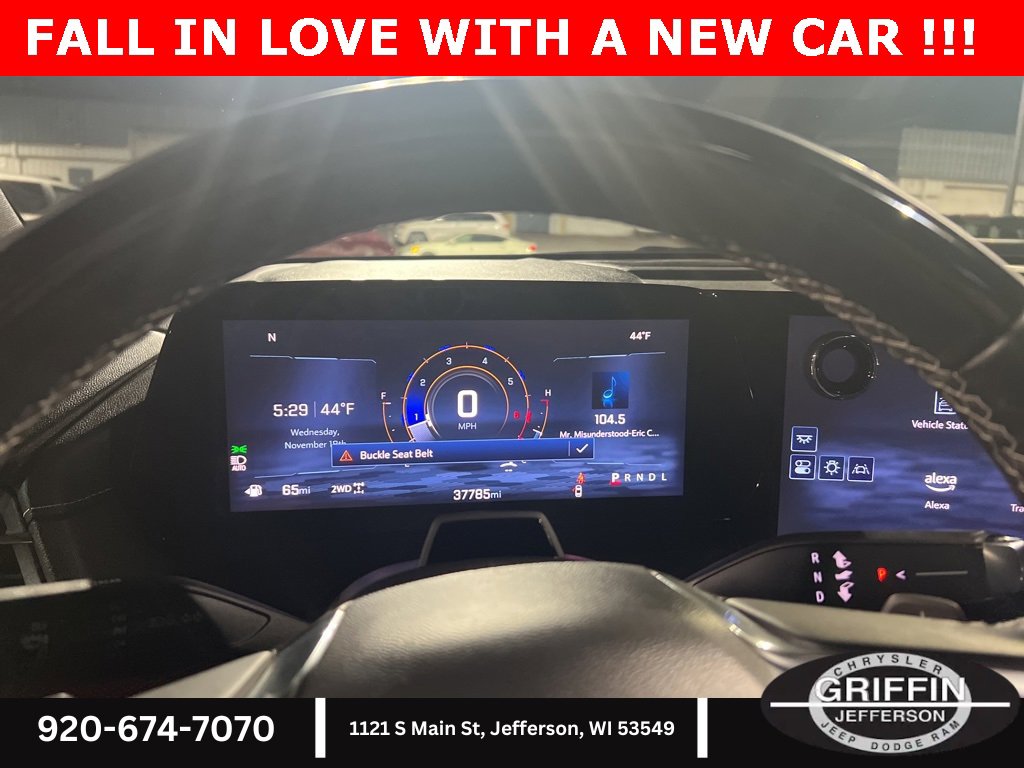 Used 2024 Chevrolet Traverse Z71 w/ Enhanced Driving Package image 24