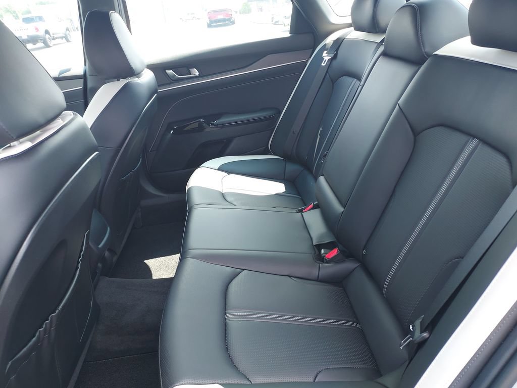 Used 2025 Kia K5 GT-Line w/ GT-Line Premium Package FWD image 24
