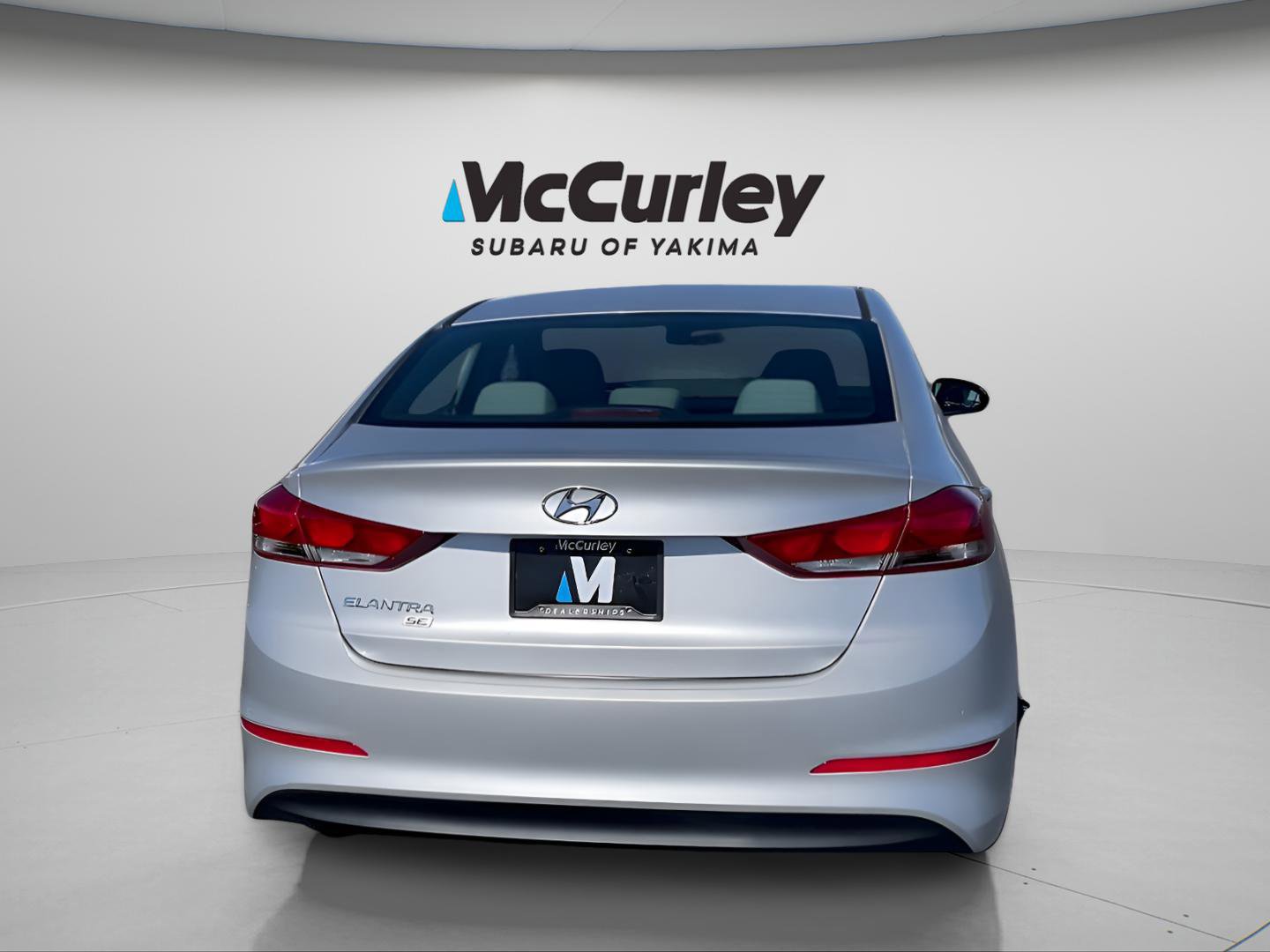 Used 2018 Hyundai Elantra SE FWD image 4