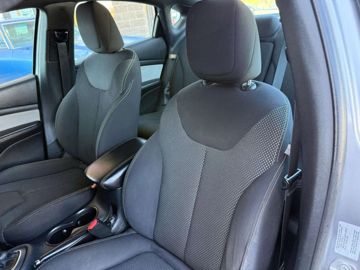 Used 2016 Dodge Dart SXT w/ Sun/Sound Group FWD image 40