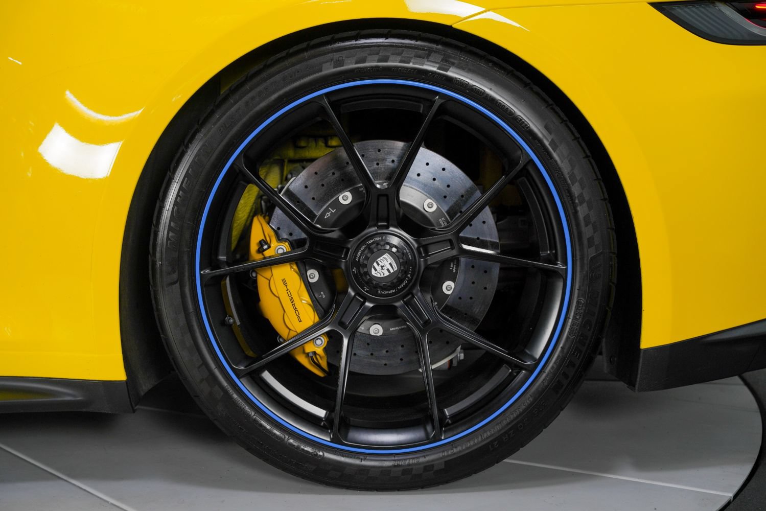 Used 2023 Porsche 911 GT3 w/ Chrono Package RWD image 19