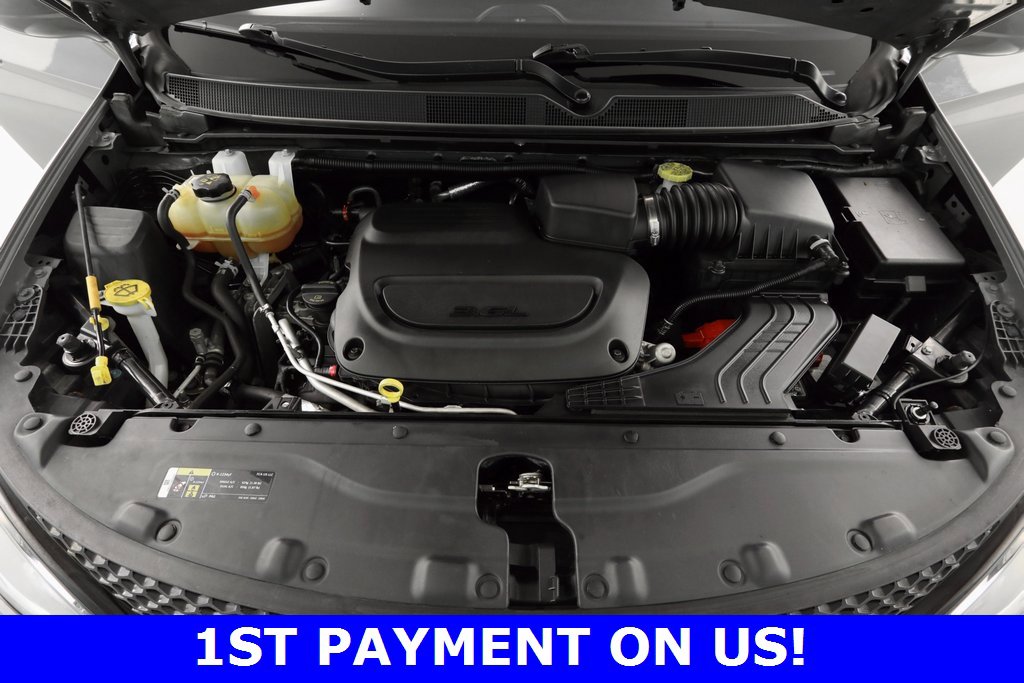 Used 2020 Chrysler Pacifica Touring w/ S Appearance Package image 38