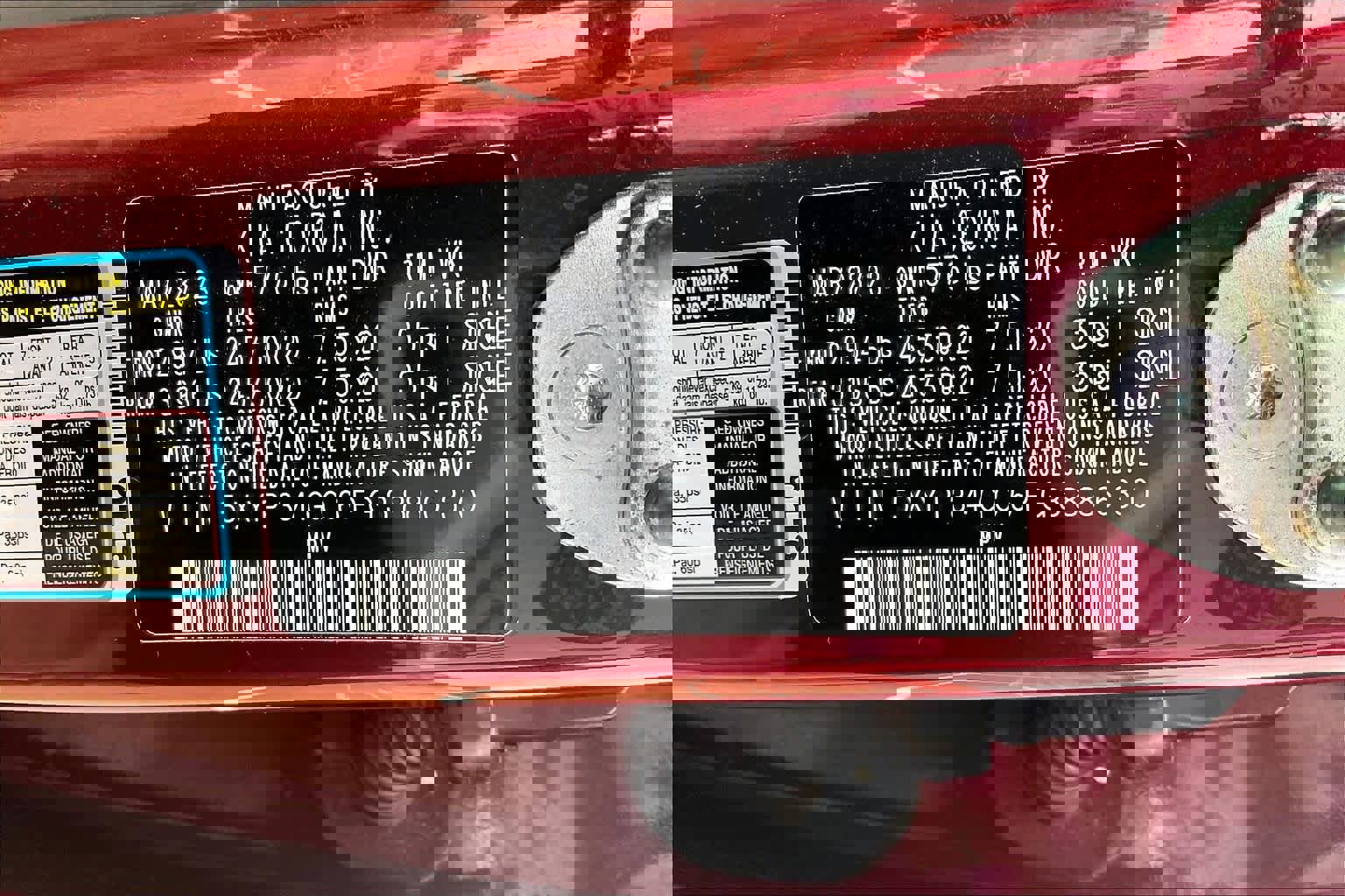 Certified 2023 Kia Telluride EX w/ EX Captain's Chair Package image 19