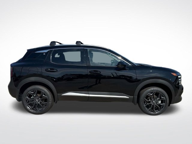New 2027 Nissan Kicks SR FWD image 10
