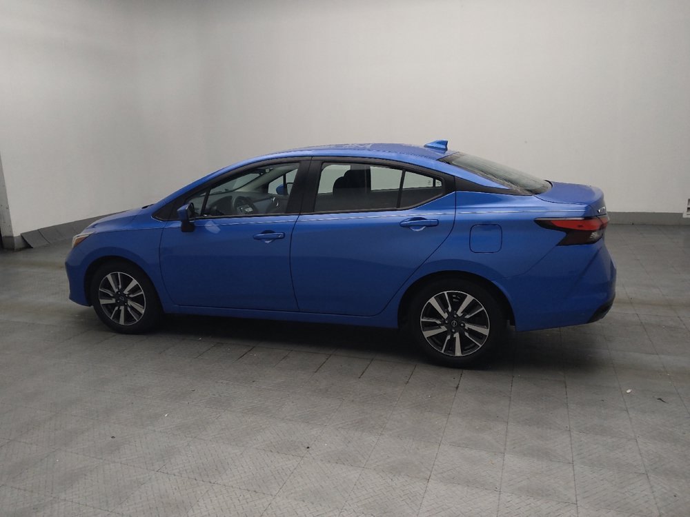 Used 2024 Nissan Versa SV FWD image 3