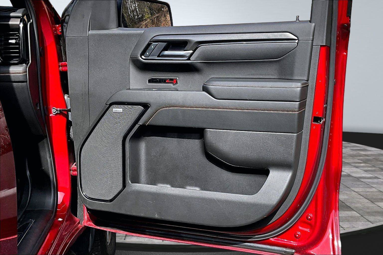 Used 2025 GMC Sierra 1500 AT4 w/ AT4 Premium Package AWD/4WD image 25