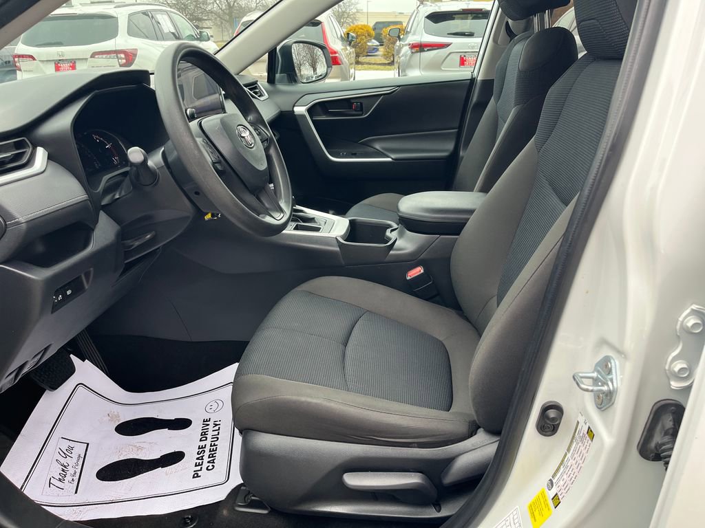 Certified 2023 Toyota RAV4 LE image 9