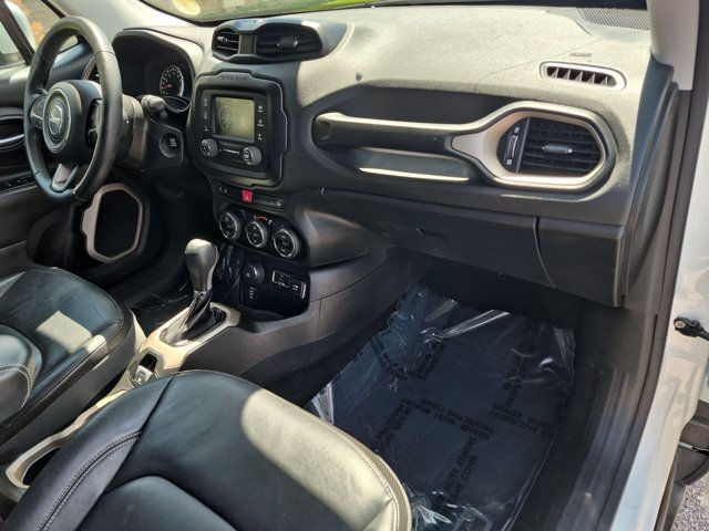 Used 2015 Jeep Renegade Limited AWD/4WD image 21