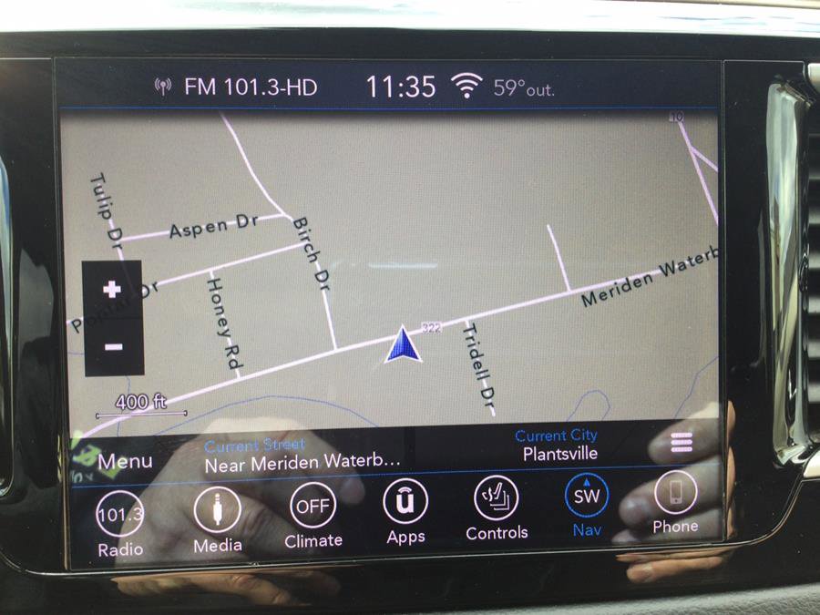 Used 2019 Chrysler Pacifica Touring-L image 13