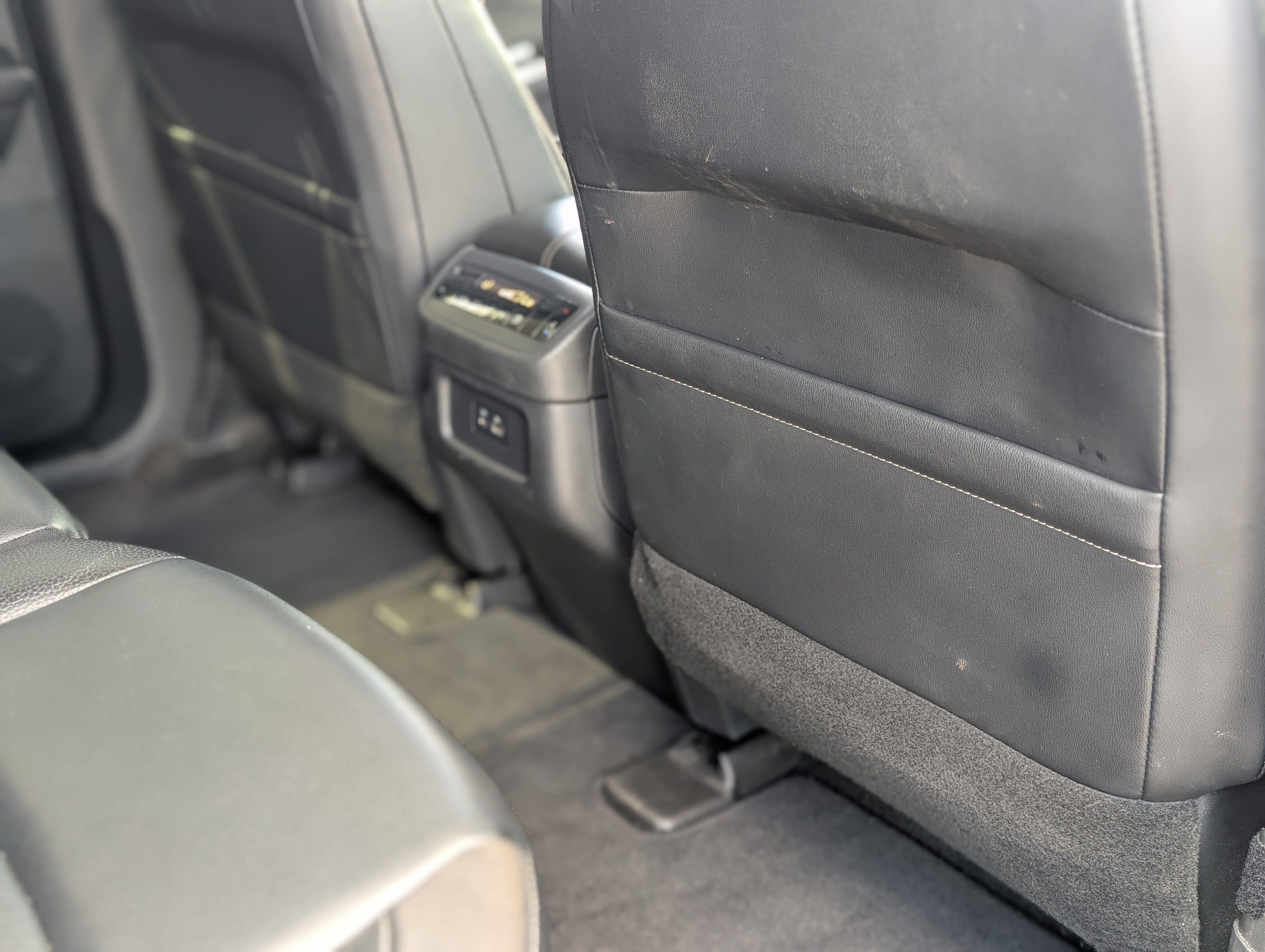 Used 2022 Nissan Pathfinder SL image 44