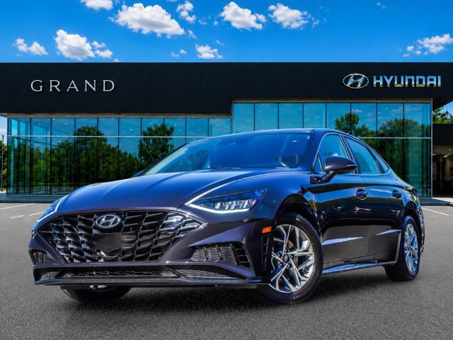 Used 2023 Hyundai Sonata SEL w/ Cargo Package FWD image 1