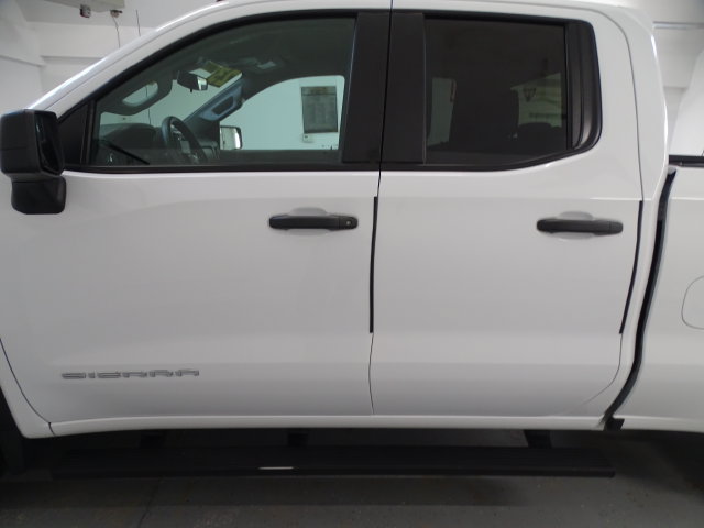 Certified 2023 GMC Sierra 1500 Pro w/ Graphite Edition AWD/4WD image 16