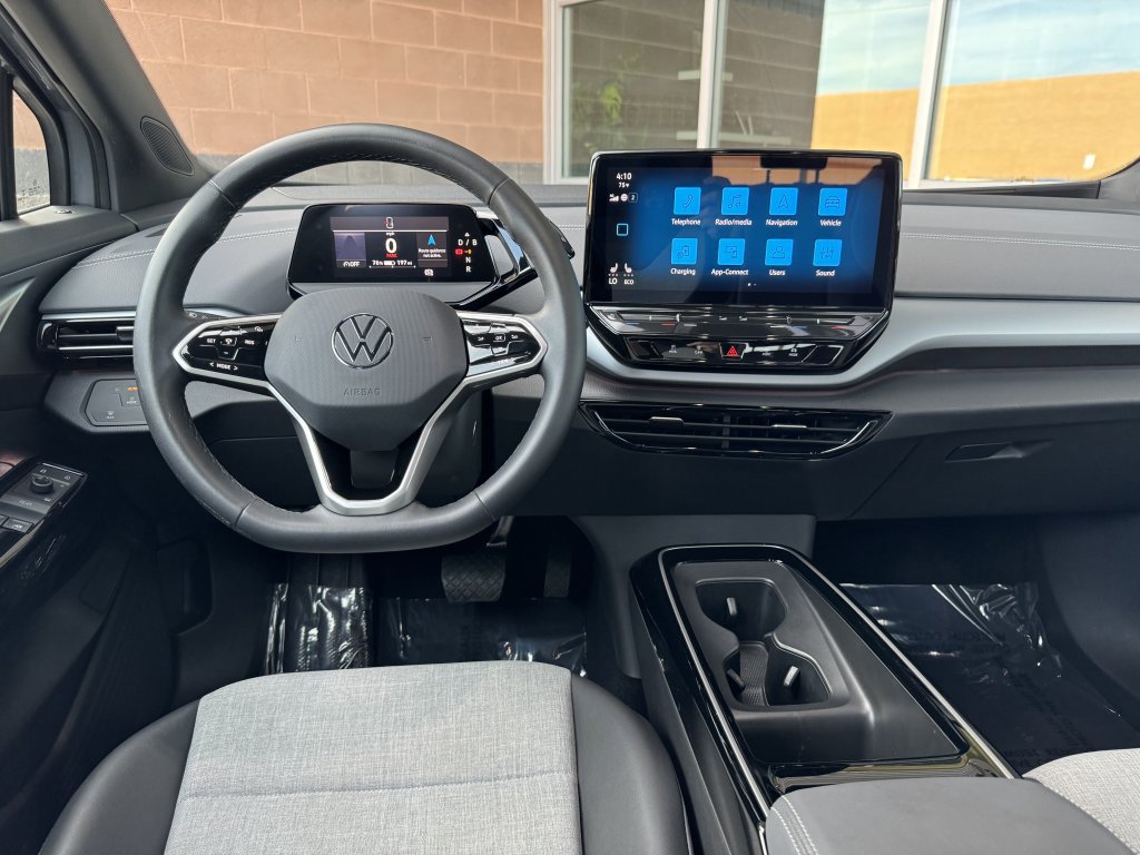 Used 2023 Volkswagen ID.4 Pro image 16