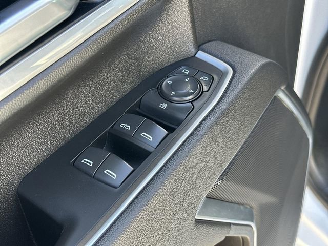 Used 2025 Chevrolet Silverado 3500 LT w/ Convenience Package image 22