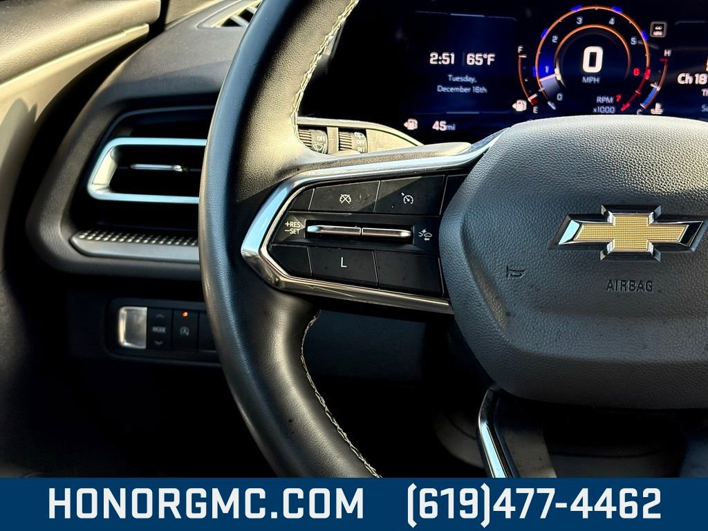 Used 2024 Chevrolet Traverse LT image 28