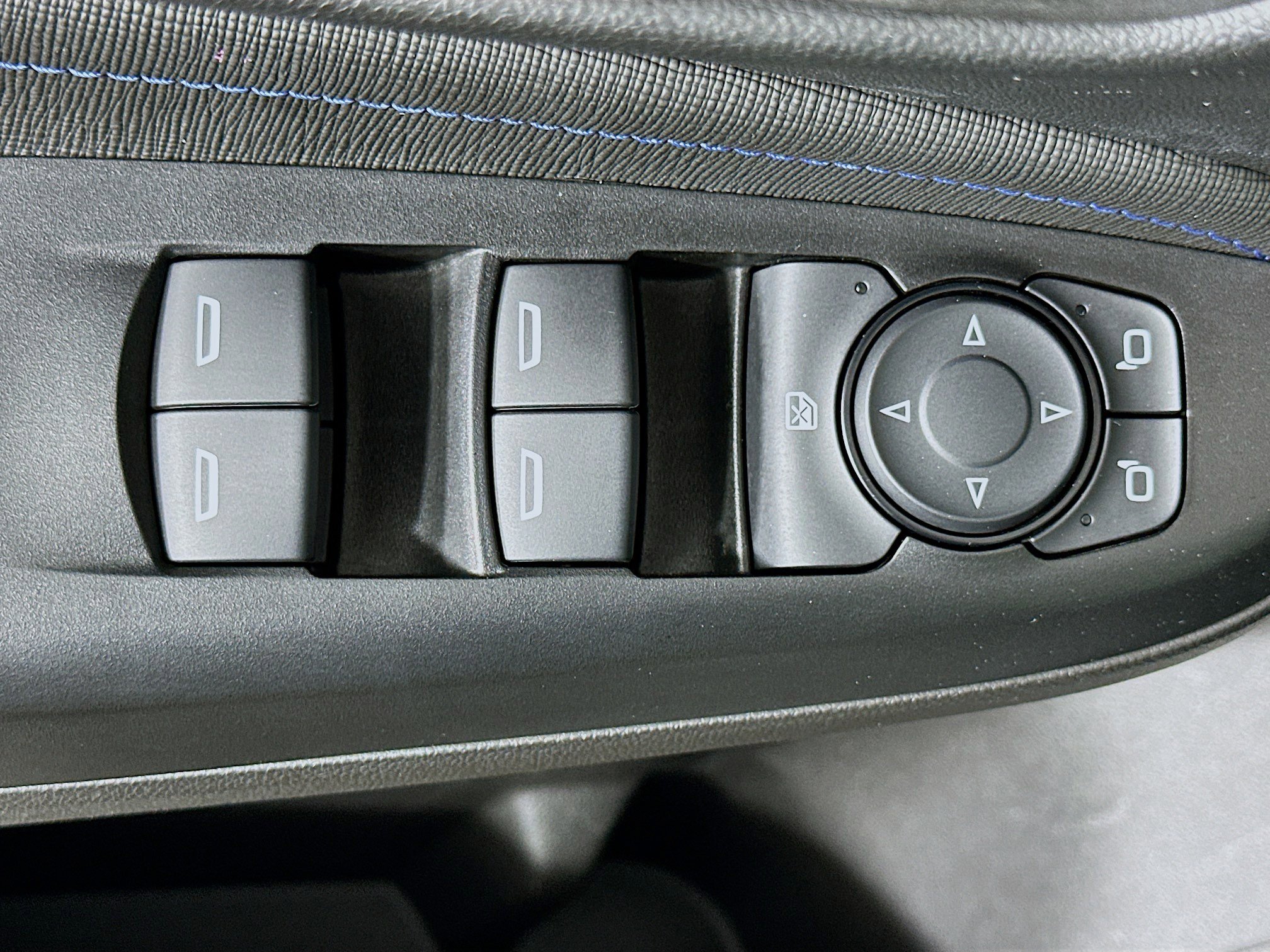 Used 2025 Buick Envista Sport Touring image 15