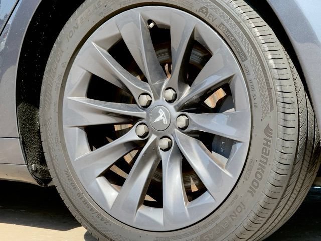 Used 2017 Tesla Model S 100D AWD/4WD image 16