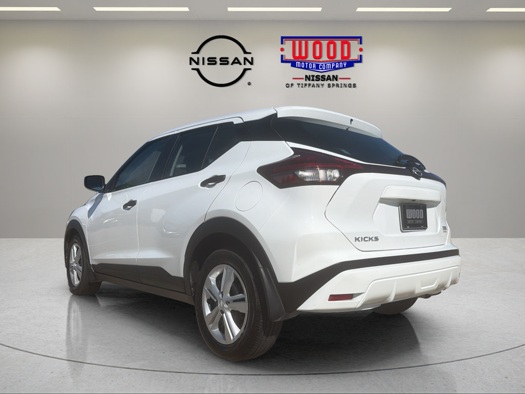 Certified 2025 Nissan Kicks Play S FWD image 4