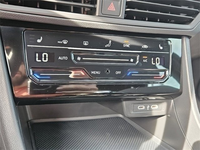 Used 2025 Volkswagen Jetta Sport image 20