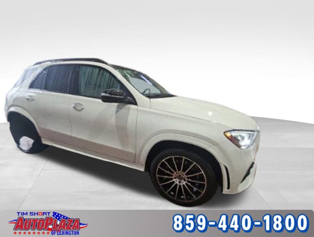 Used 2023 Mercedes-Benz GLE 450 4MATIC w/ AMG Line Exterior image 5