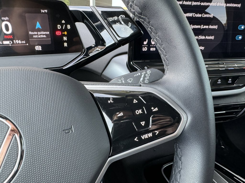 Used 2023 Volkswagen ID.4 Pro image 29