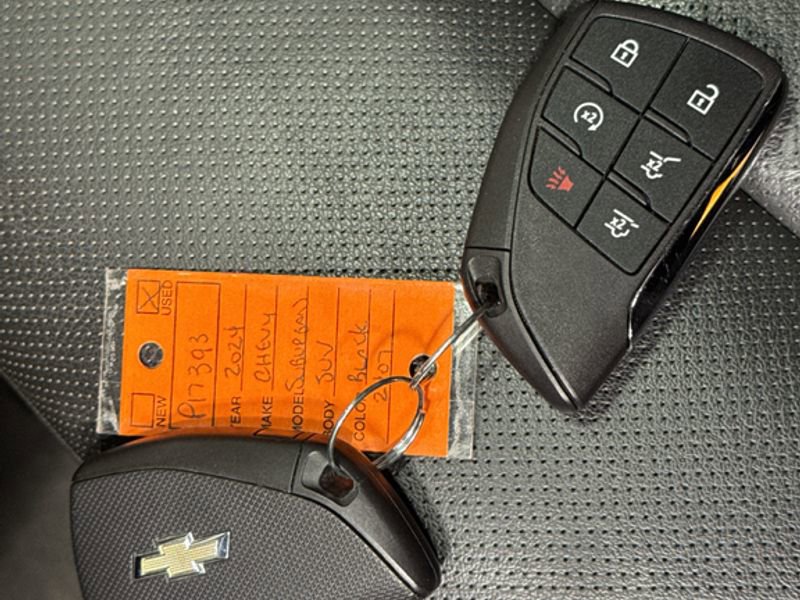 Used 2024 Chevrolet Suburban Premier image 42