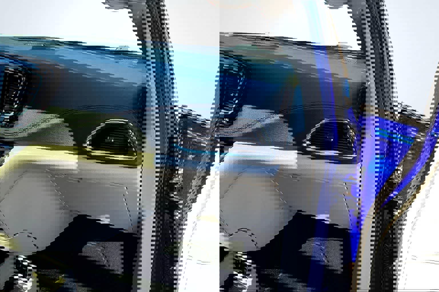 Used 2020 Chrysler Pacifica Limited image 24