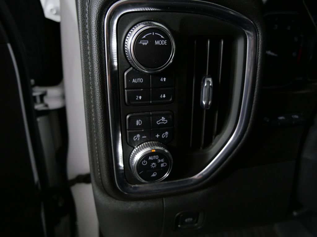 Used 2021 GMC Sierra 1500 Denali w/ Technology Package AWD/4WD image 18