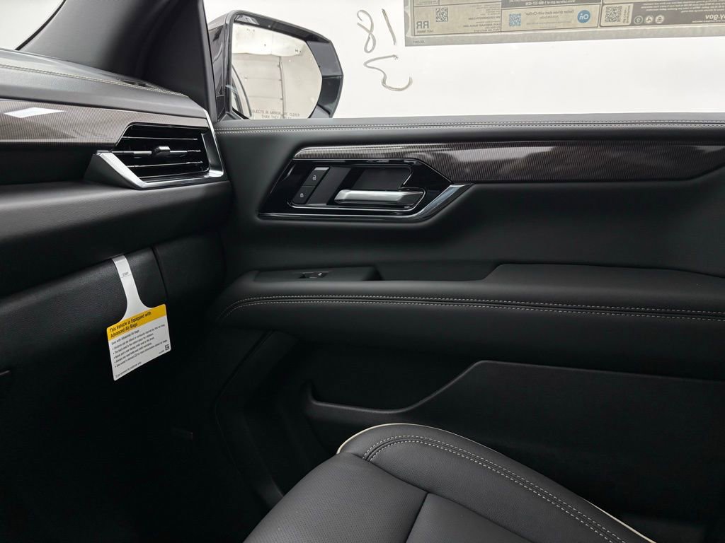 New 2026 GMC Yukon XL Elevation w/ LPO, Elevation Black Package image 35