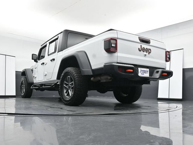 Used 2024 Jeep Gladiator Mojave w/ Technology Group AWD/4WD image 27