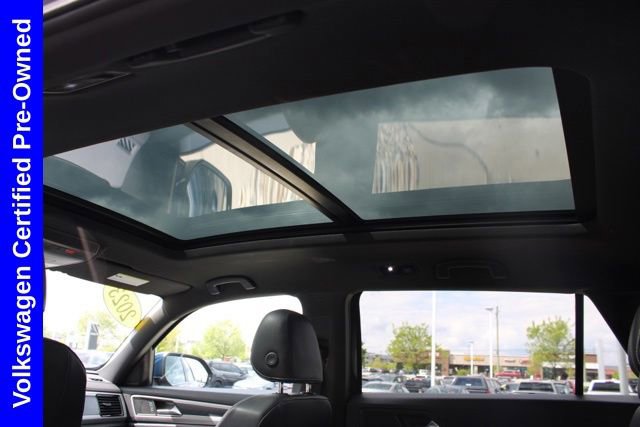 Used 2023 Volkswagen Atlas Cross Sport SEL AWD/4WD image 29