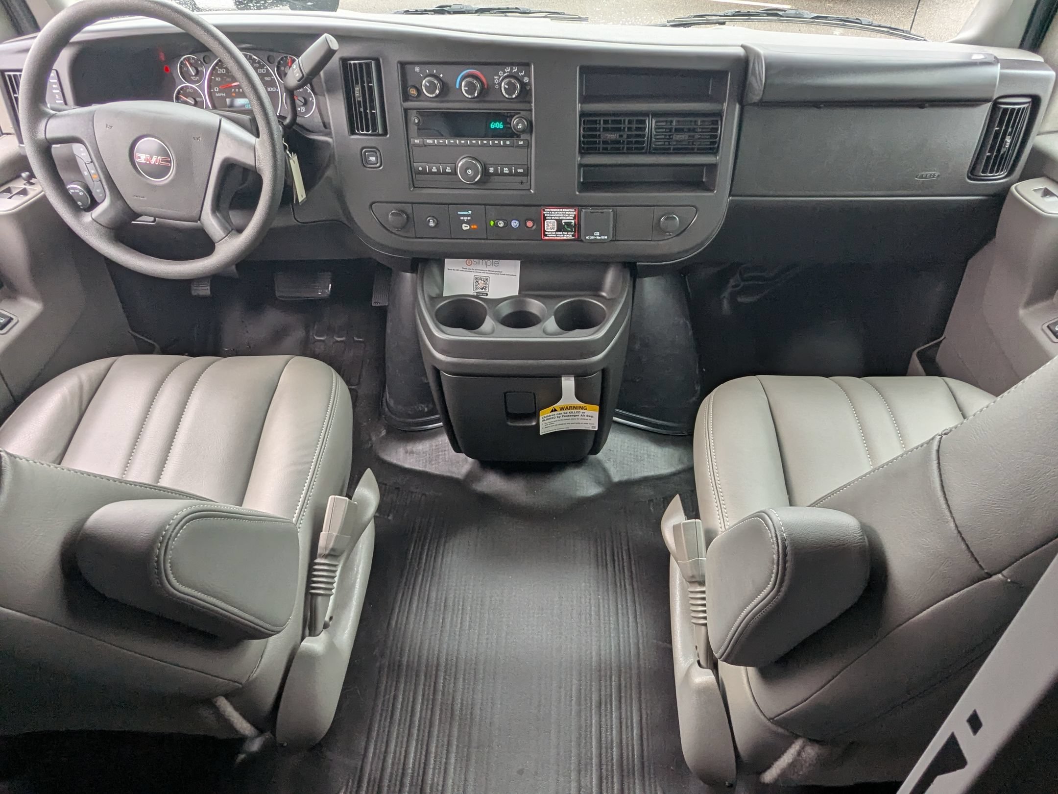 New 2025 GMC Savana 2500 Extended w/ Driver Convenience Package RWD image 17